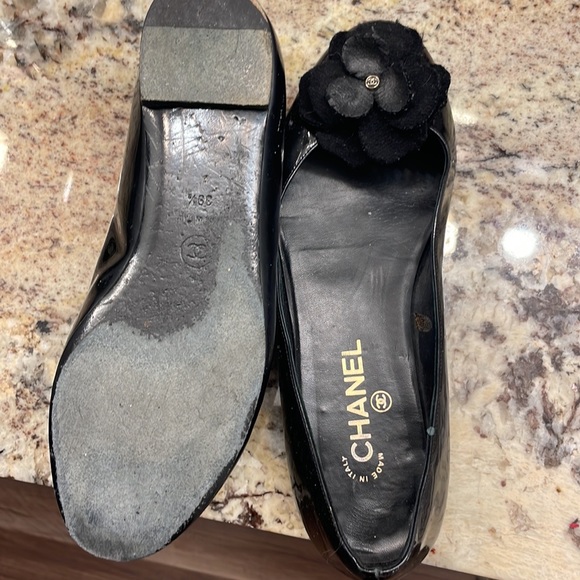 Chanel black , size 39.5 . Used . - Picture 4 of 4